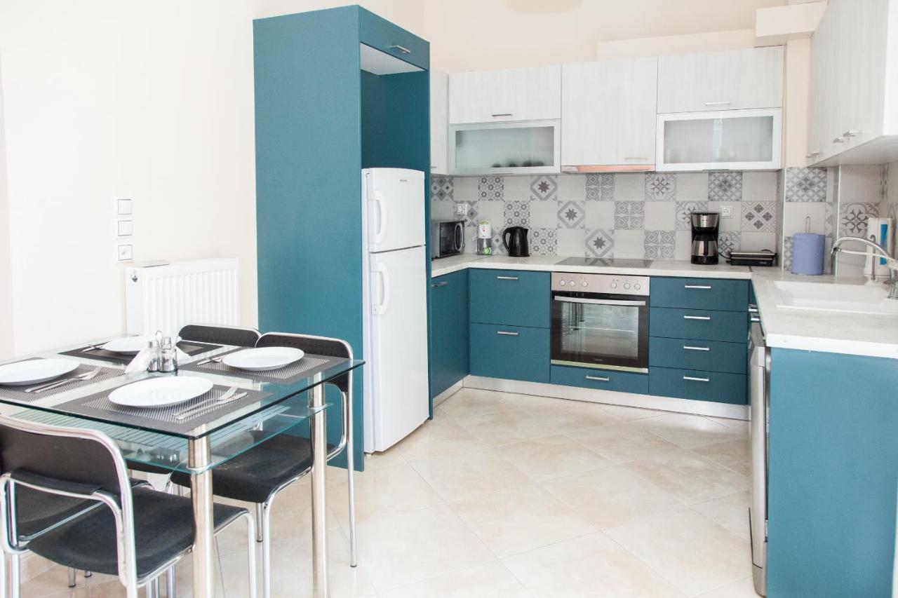 Great Apartment In פיראוס מראה חיצוני תמונה